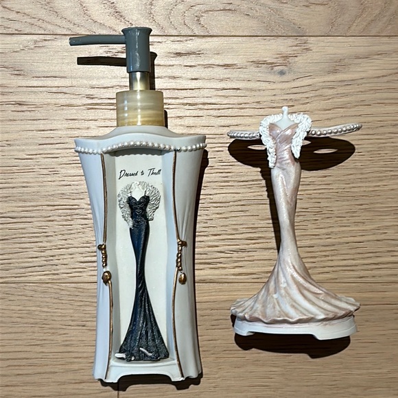 Bed, Bath & Beyond Soap Dispenser & Toothbrush Holder - Picture 1 of 8